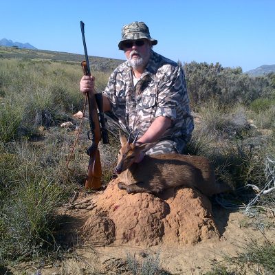 Duiker Doornrivier Safaris